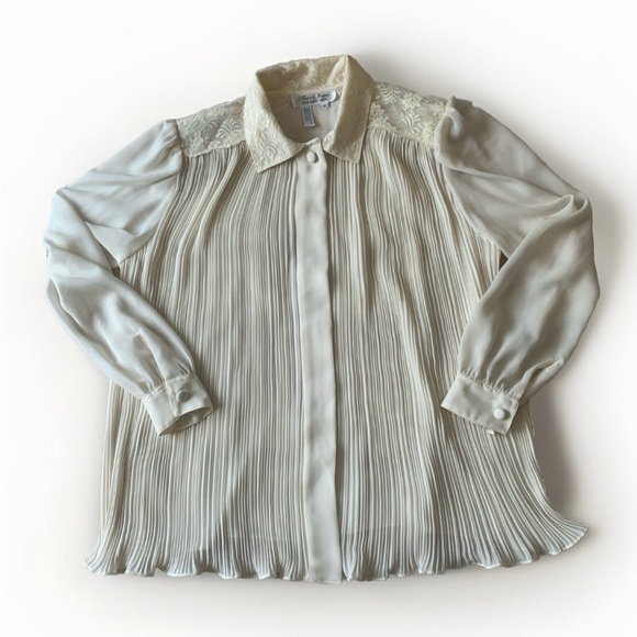 VTG Laura & Jayme Semi Sheer Blouse-  Pleated Dress Shirt Sz(8) - Picture 2 of 13